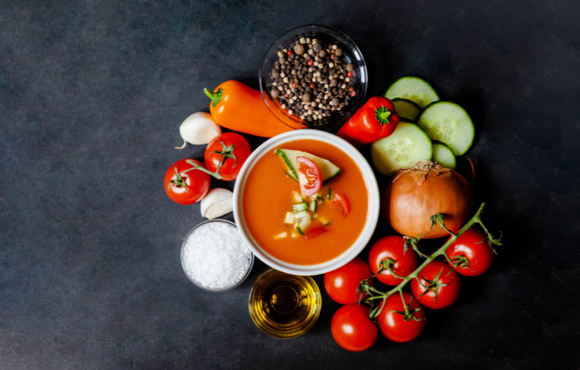 Освіжаючий гаспачо ідеальний іспанський холодний суп для спекотного літа