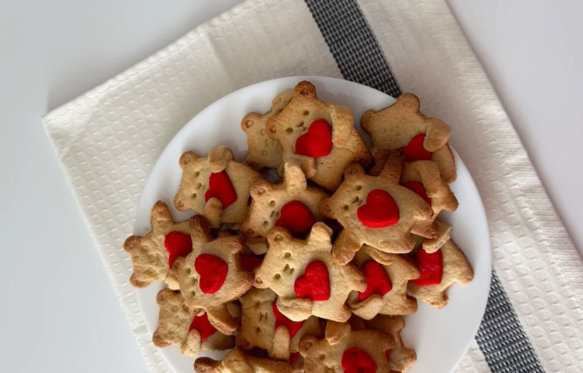 Як приготувати безпечну та смачну випічку для дітей